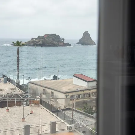 La Finestra Di Verga * Aci Castello
