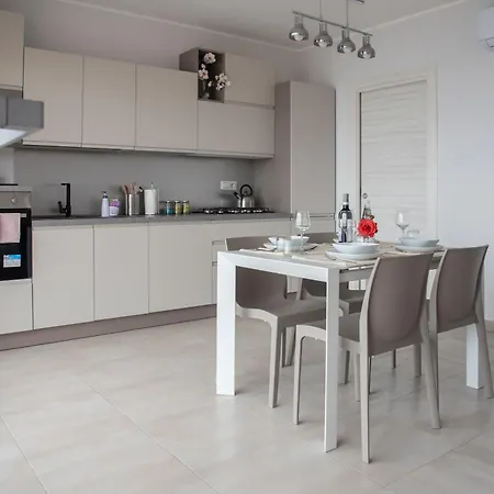 La Finestra Di Verga Appartement Aci Castello